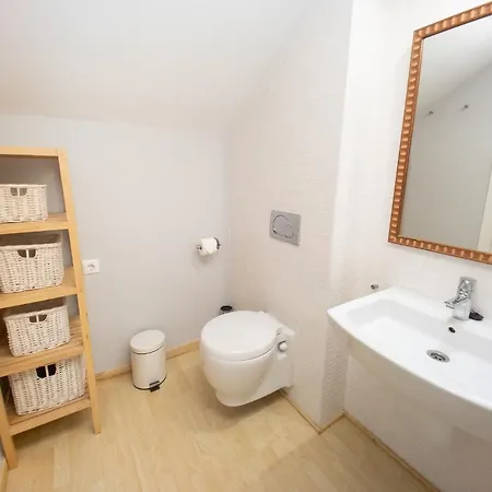 Apartment Beach 1 *